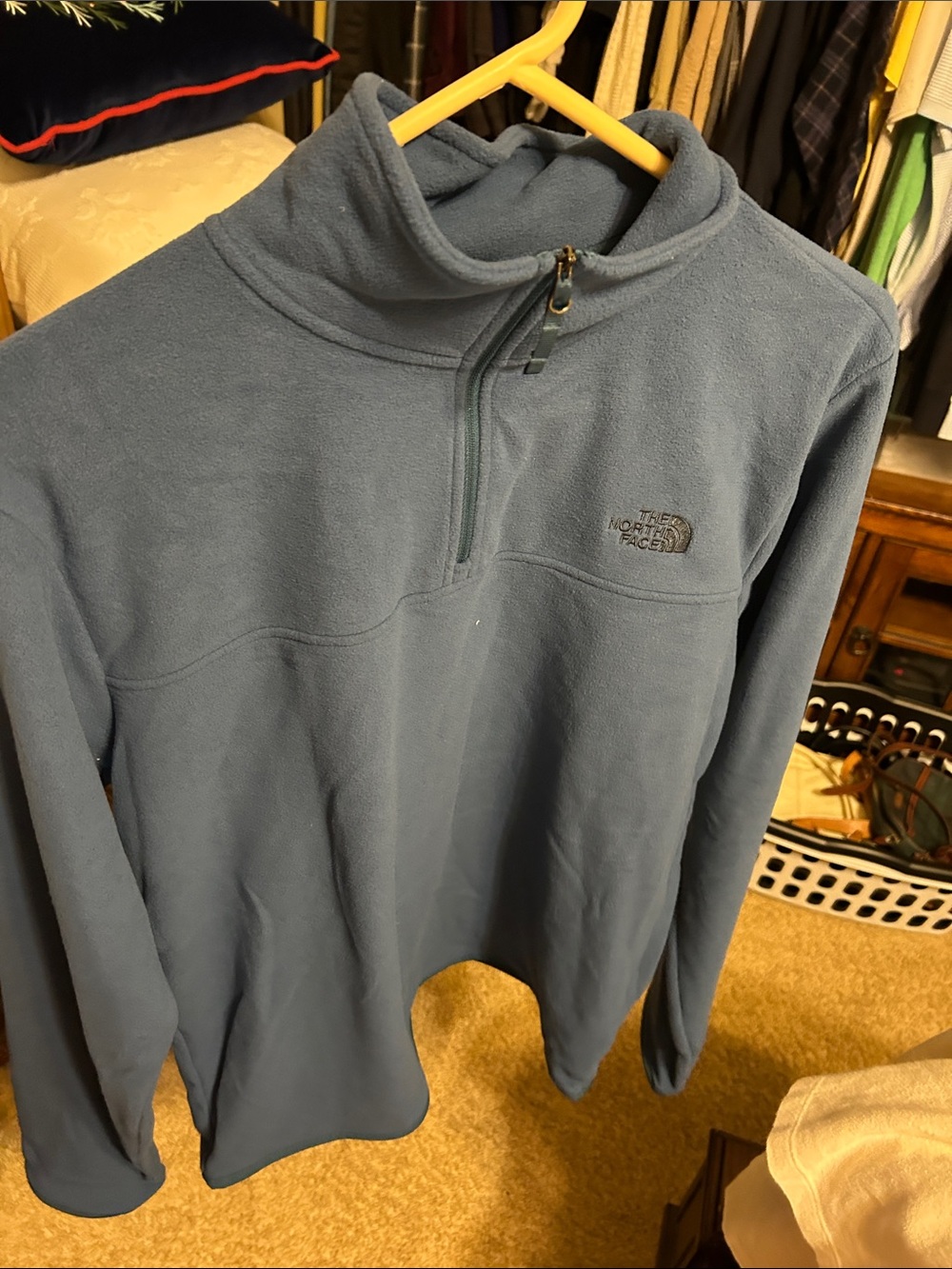 The North Face Men's Slate Blue Half-Zip Fleece Pullover